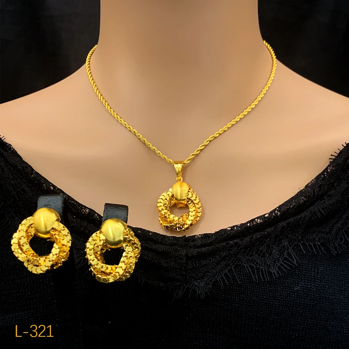 

Dubai 24K Gold Plated Twist Necklace Earrings Set Italian Jewelry Set For Women Two Piece Jewelry Wholesale Wedding Party Gifts