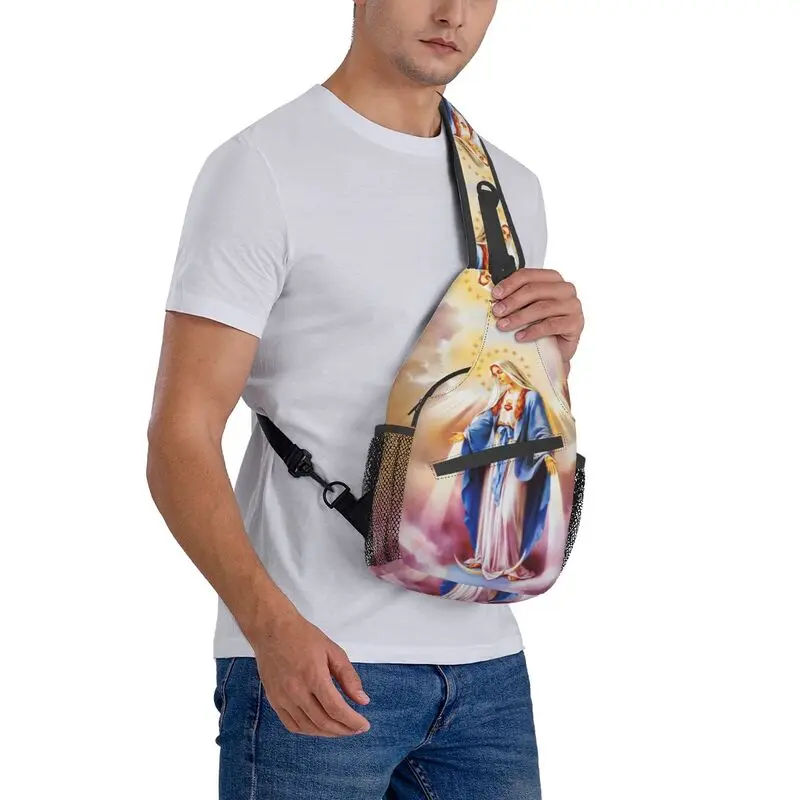 Bolso de pecho de la Virgen María católica, mochila cruzada de hombro personalizada de Nuestra Señora de Guadalupe para hombres, viaje, senderismo, Daypack