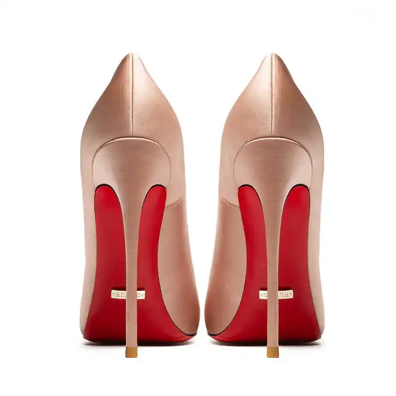 النساء الكعوب الحرير 2025 المرأة أنيقة عالية الكعب العلامة التجارية الفاخرة الأحمر لامعة قيعان أشار تو مثير مضخات السيدات حفلة موسيقية أحذية النساء