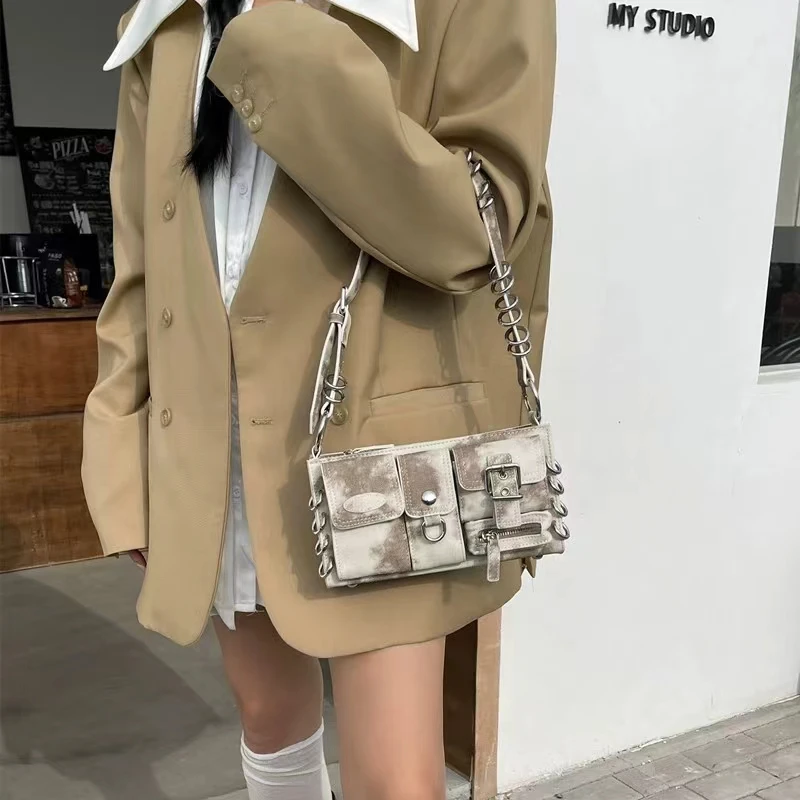 2024 New Niche Designer Luxury Retro Dark Sweet Cool Hottie Style Armpit Bag Exquisite Versatile Multi-Pocket Bag High-end Bag