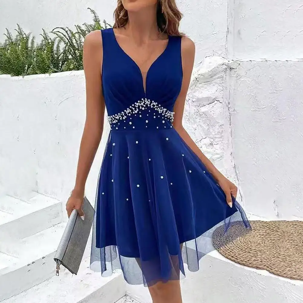 Vestido em silhueta com camada dupla sobreposição de malha, gola V, pérola adornada, vestido de noite, alto, verão, elegante