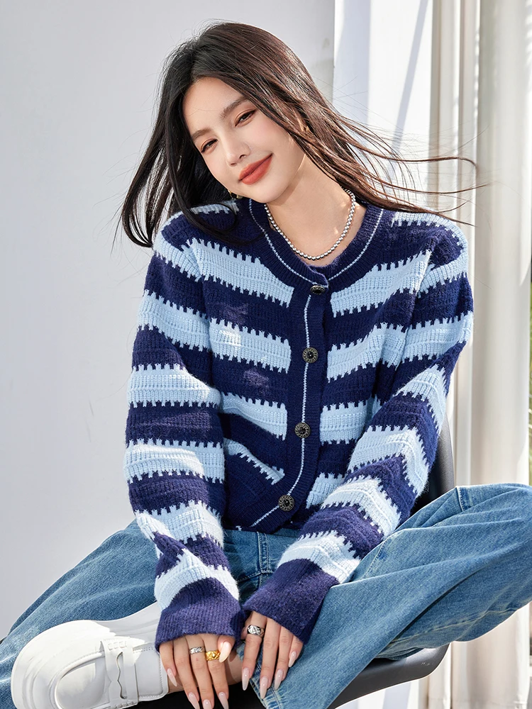 Autumn Winter Fashion Striped Cardigans Sweater Loose O-neck Single Breasted Sweater Coat Female Knitting Tops Jacket