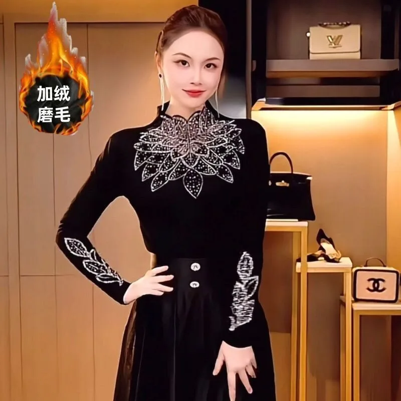 

Осенние и зимние топы с длинными рукавами, модная новинка 2025 года, полая тонкая футболка с темпераментом