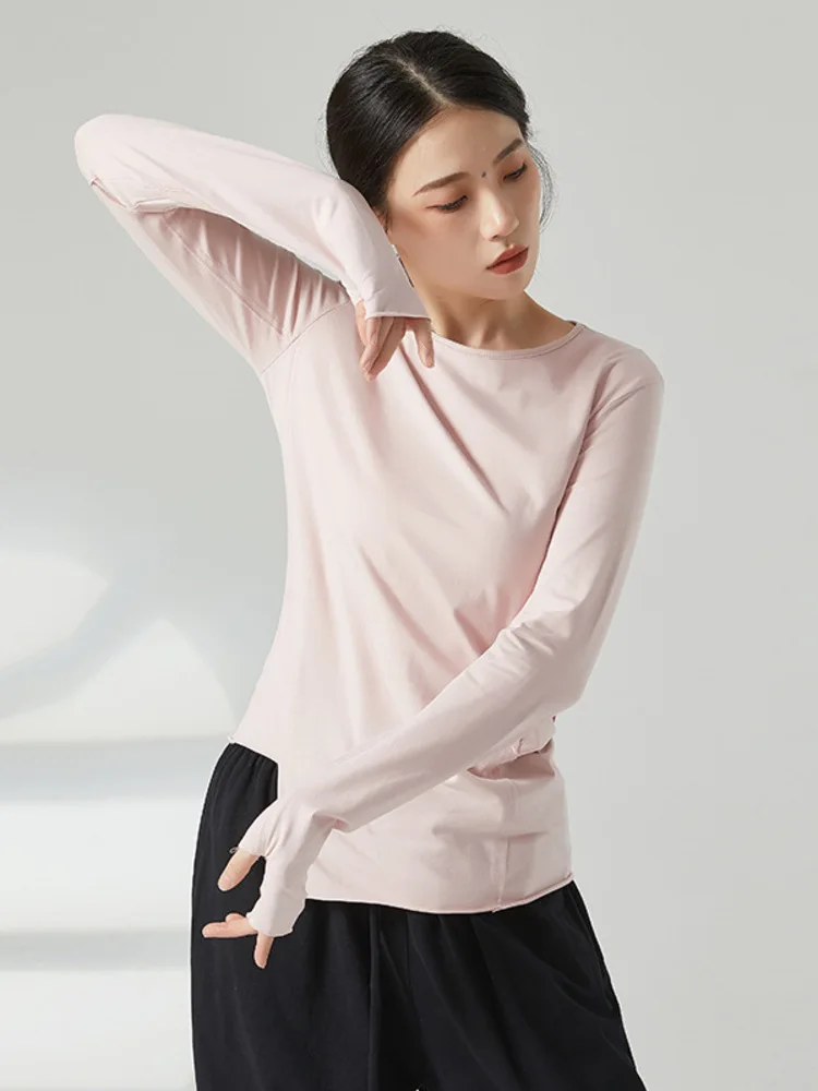 สตรีคลาสสิกเต้นรําการออกแบบไม่สม่ําเสมอด้านบนคอกลมแขนยาวสลิมฟิตเสื้อสีทึบสําหรับการฝึกซ้อมบนเวที