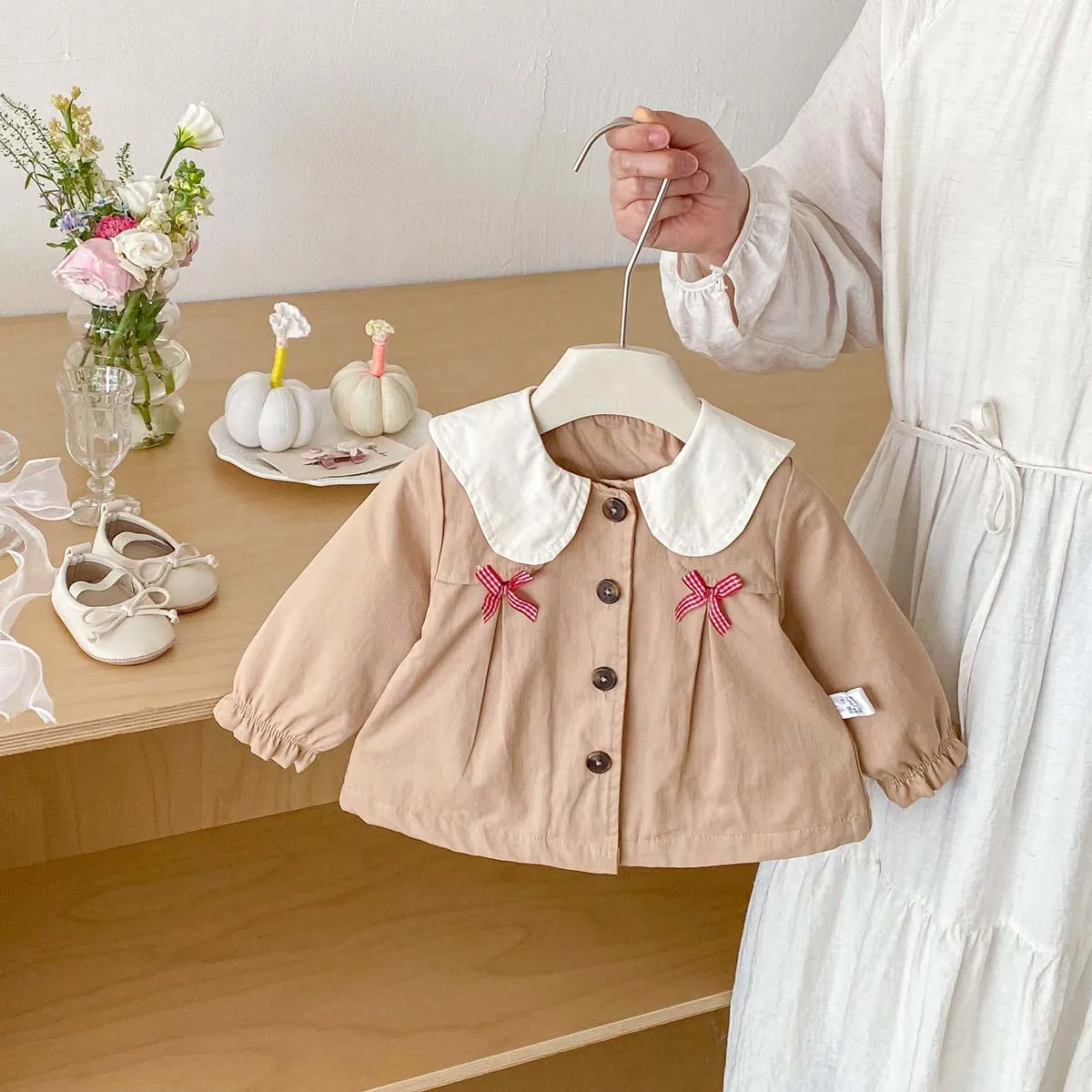 Girls' Spring and Autumn Trench Coat, Girls' Cute Lapel Bow-Decorated Cardigan Coat, Very Suitable for Outdoor Wear 5