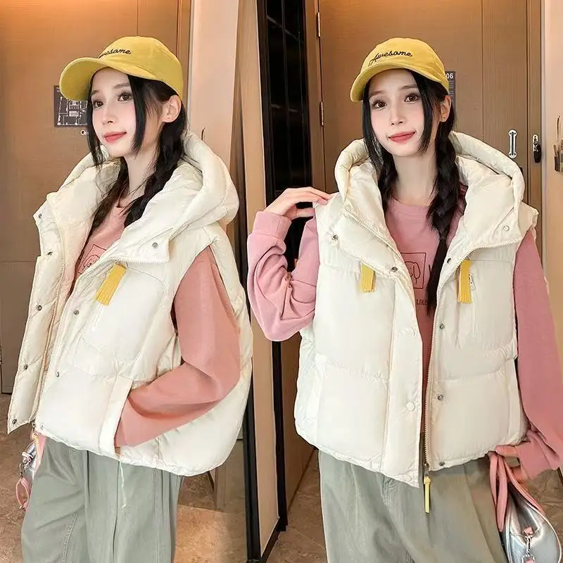 

2025 New Sleeveless Jacket Female Hoodies Down Vest Winter Duck Down Puffer Waistcoat Ultra Light Winderproof Puffer Coat Outwea