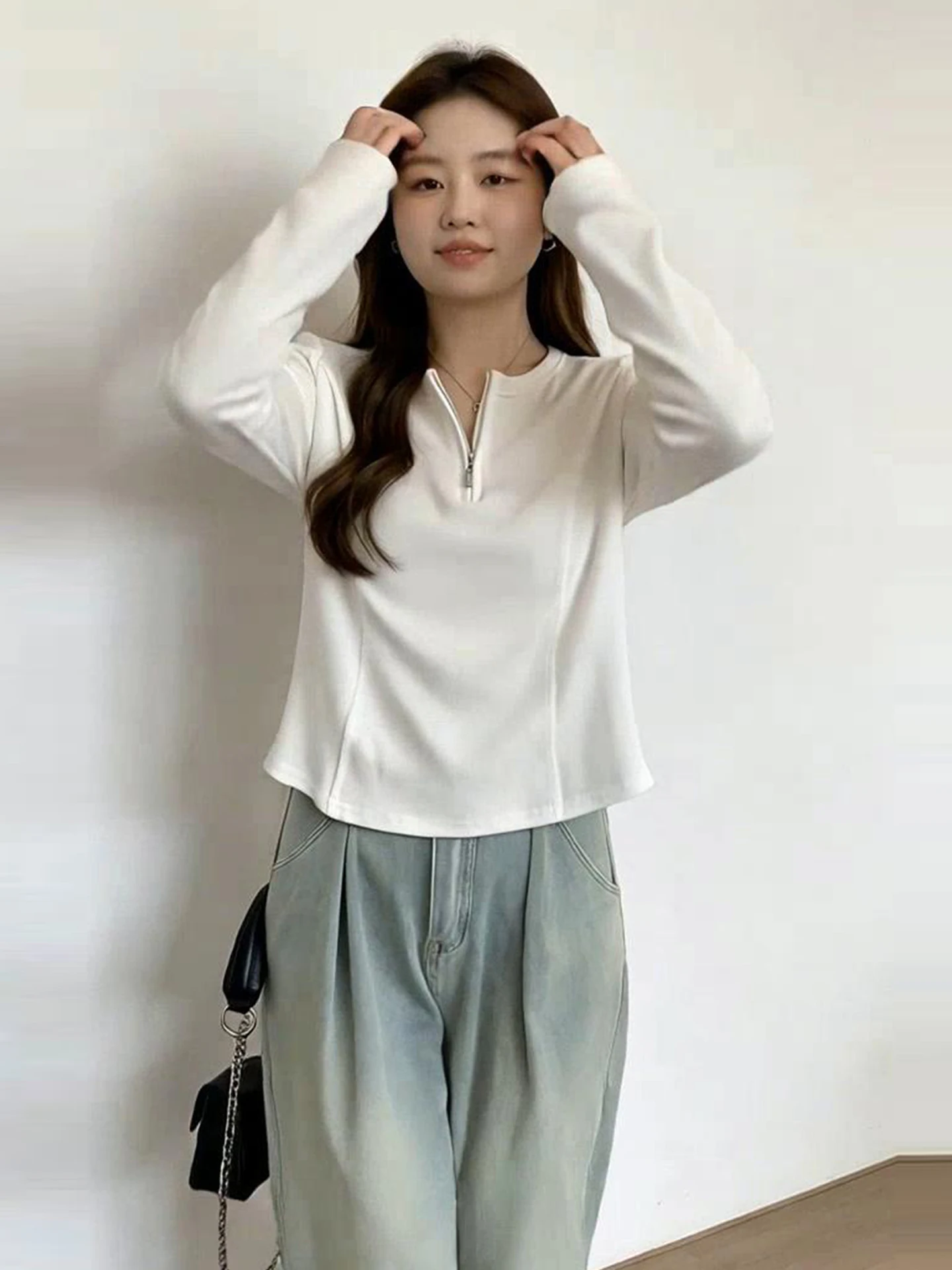 plus Size Long Sleeve T-Shirt Women's Loose Fit Base Layer Shirt Inner Wear Casual Style High Waist Design  Color