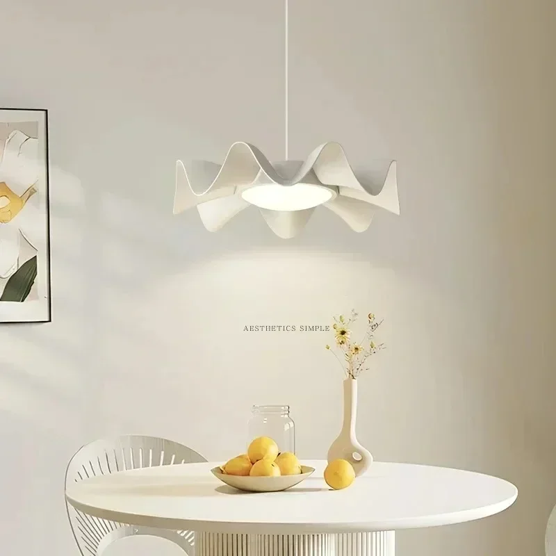 Modern creative restaurant LED pendant light Nordic minimalist dining table kitchen bar counter bedroom decoration lighting