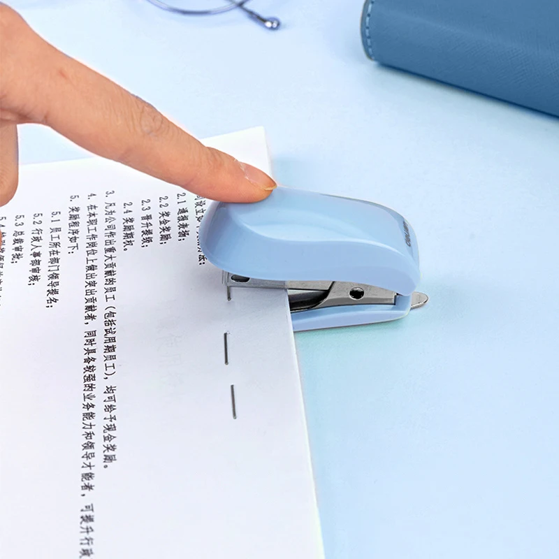 1pc Cute Macaron Color Mini Stapler for Student Stationery Combo Set Convenient Small Stapler and Staples for Binding Paper