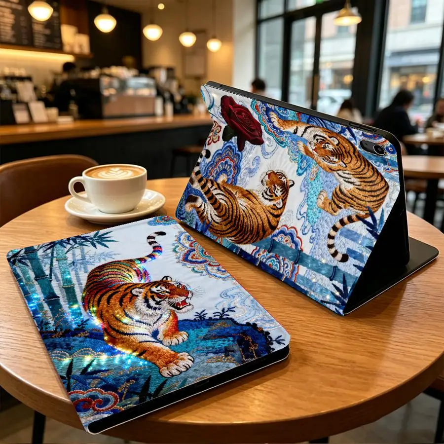 Bamboo Forest Tiger With Pencil Holder Case for Apple iPad Air 11 13 M4 M3 M2 A16 2026 Pro11 13 10th 7/8/9th Air 4/5/6th