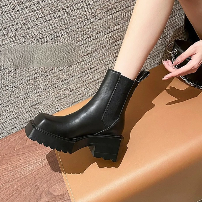 Genuine Leather Women Nude Boots New Chunky Heel Chelsea Boots Square Toe High Heeled Short Boots Designer Fashion Women Boots