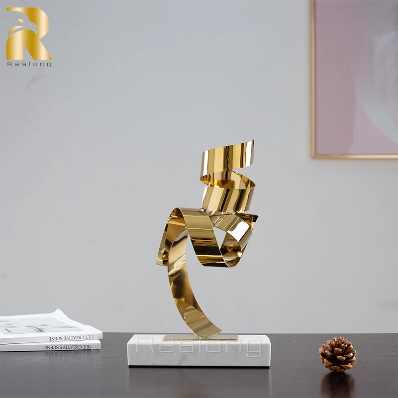 Modern Art Home Decor Golden Metal Sculpture Abstract Metal Statue Nordic Art Crafts Hotel Lobby Desk Ornaments