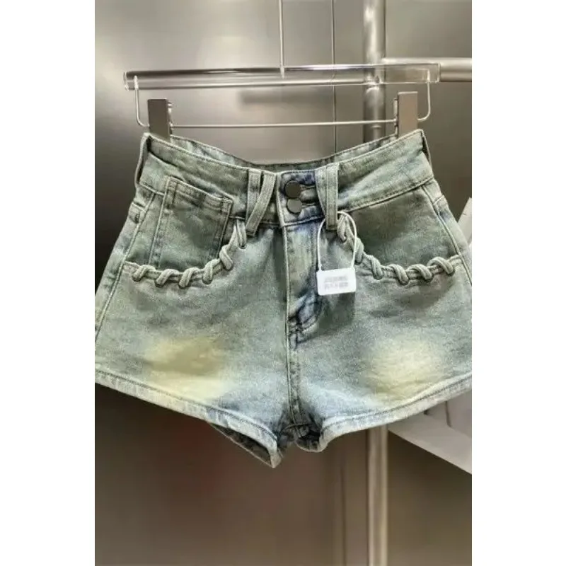 American Summer New Style Pocket Decorated Personalized Denim Shorts Hot Pants for Women Cool Trendy