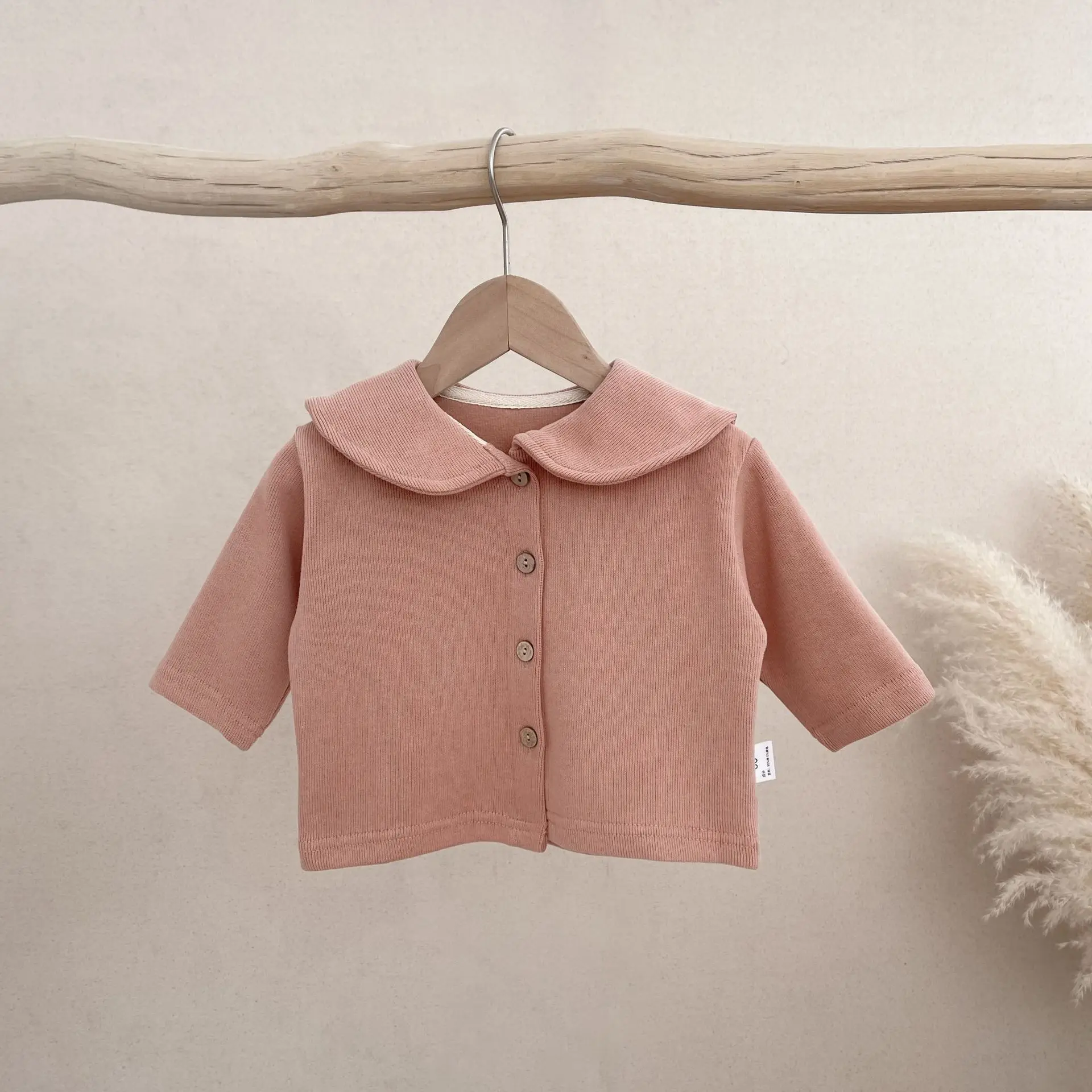 

2024 Autumn New Baby Girl Cute Cat Patch Cardigan Infant Toddler Long Sleeve Coat Cotton Baby Big Lapel Single Breasted Jacket