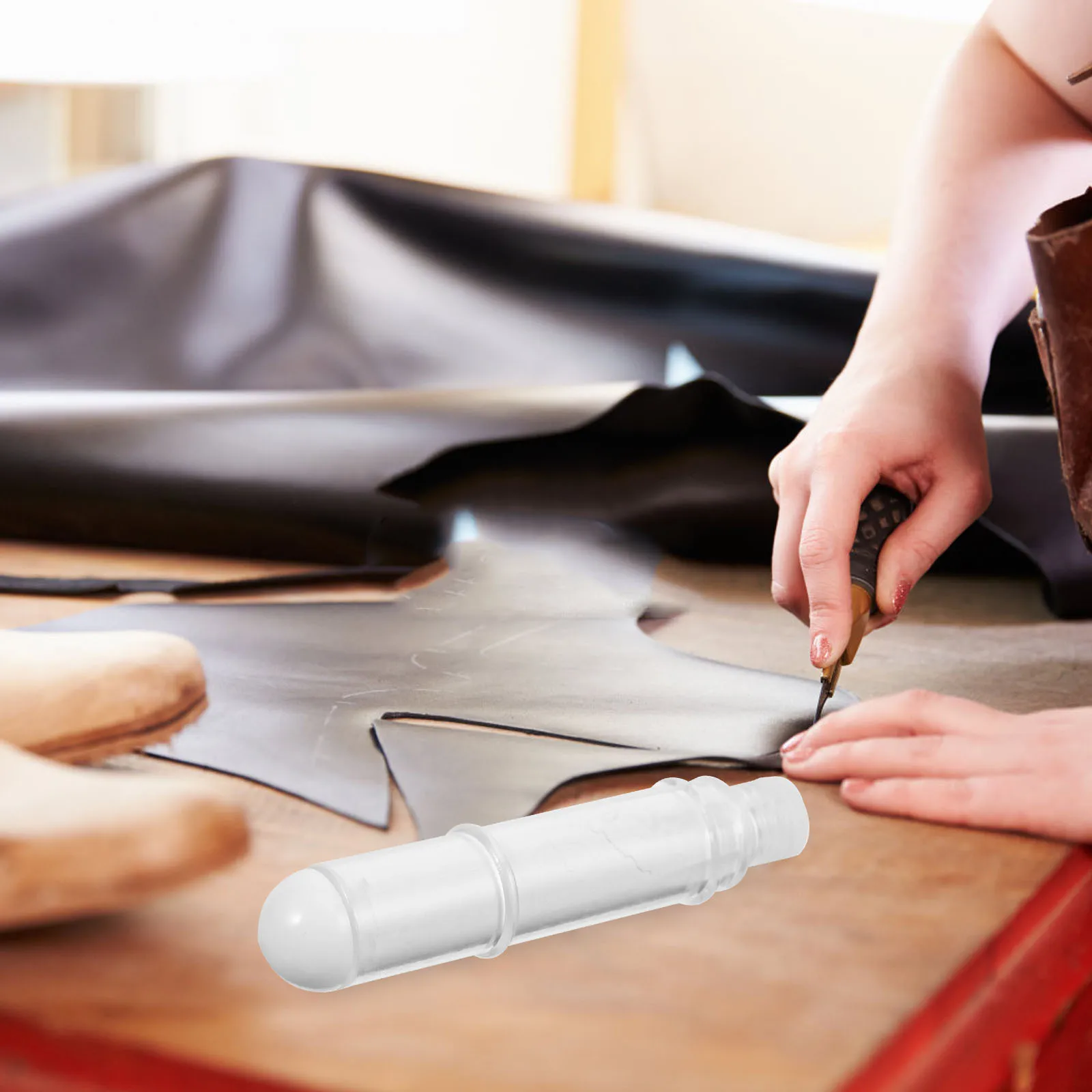 

2Pcs Fabric Chalk Refill for Sewing Tailor Marker Powder Replacement Sticks Smooth Writing on Cloth Ideal for DIY