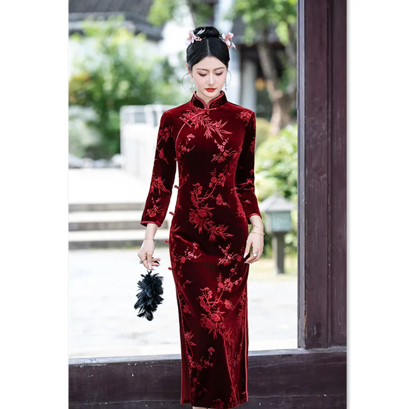 

Early Autumn New Chinese Style Velvet Long Retro Cheongsam Qi Pao Women's Wedding Banquet 3/4 Sleeve Dress