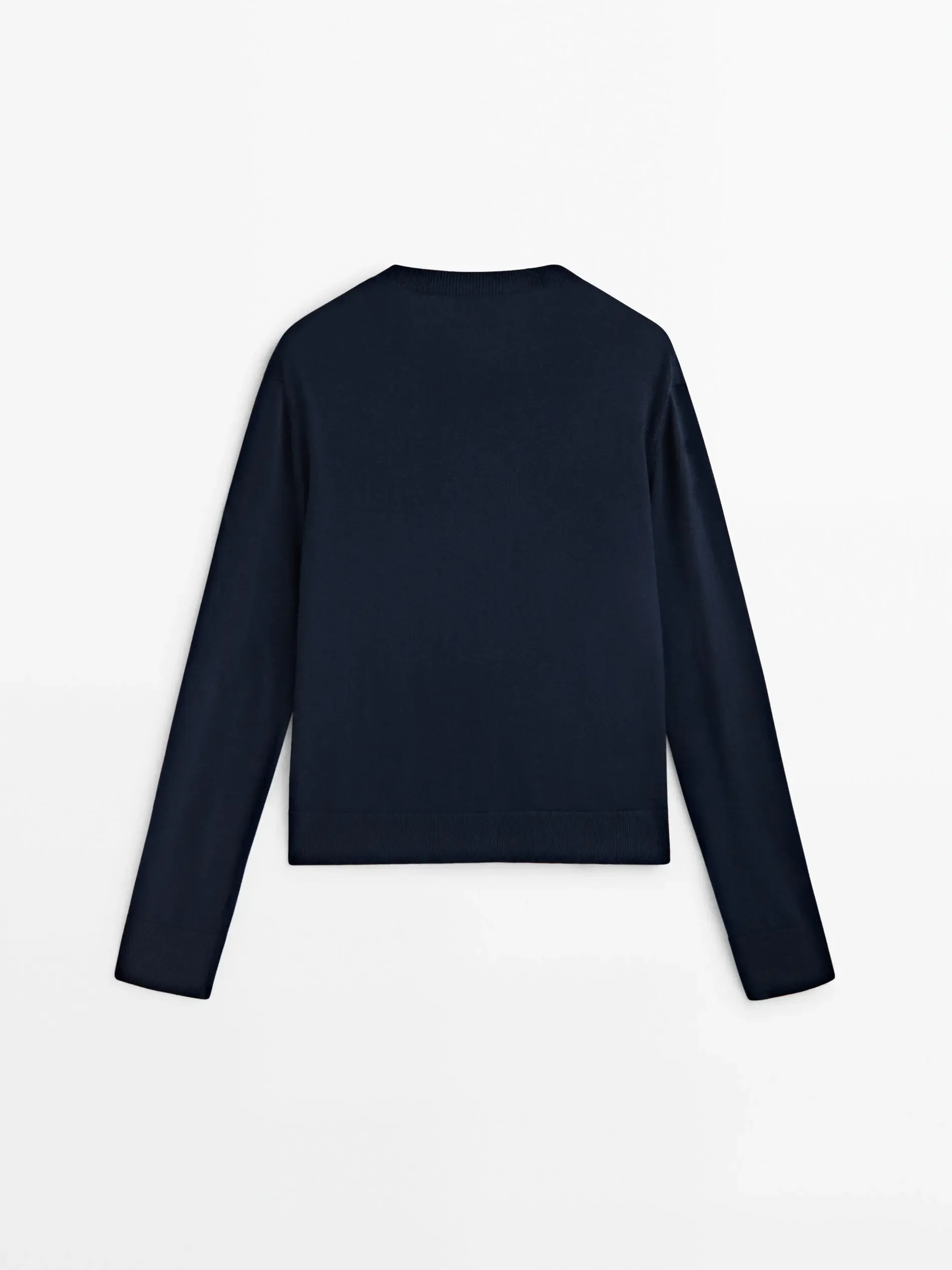 Costume etereo 2025 massidutti autunno nuovo stile di cardigan lavorato a maglia con fibbia dorata elegante stile casual da donna