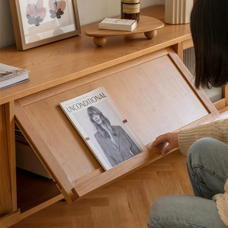 無垢材のテレビキャビネットとコーヒーテーブルの組み合わせ、北欧スタイルの桜の木の丸太籐家具、小さなアパート、モダンでシンプル