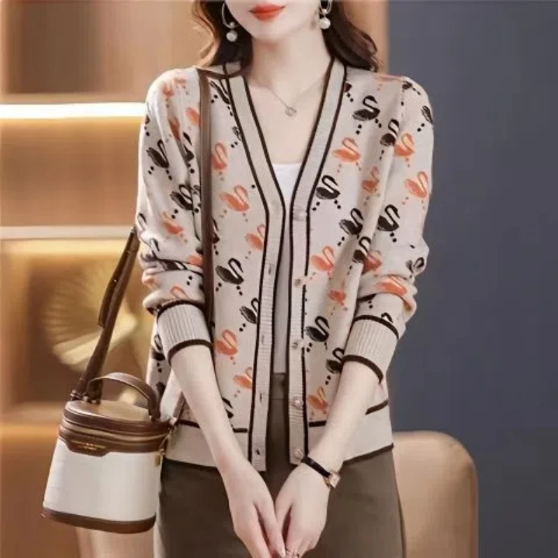 Short Knitted Cardigan with Western Style and New Style for Middle-aged and Elderly Mothers