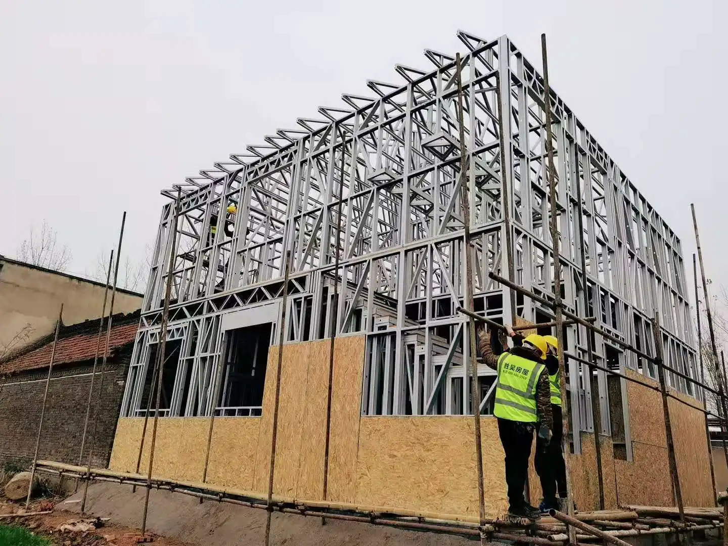 Modern Luxury Light Steel Prefab Villa for Living for Villas Apartments Hotels Office Buildings