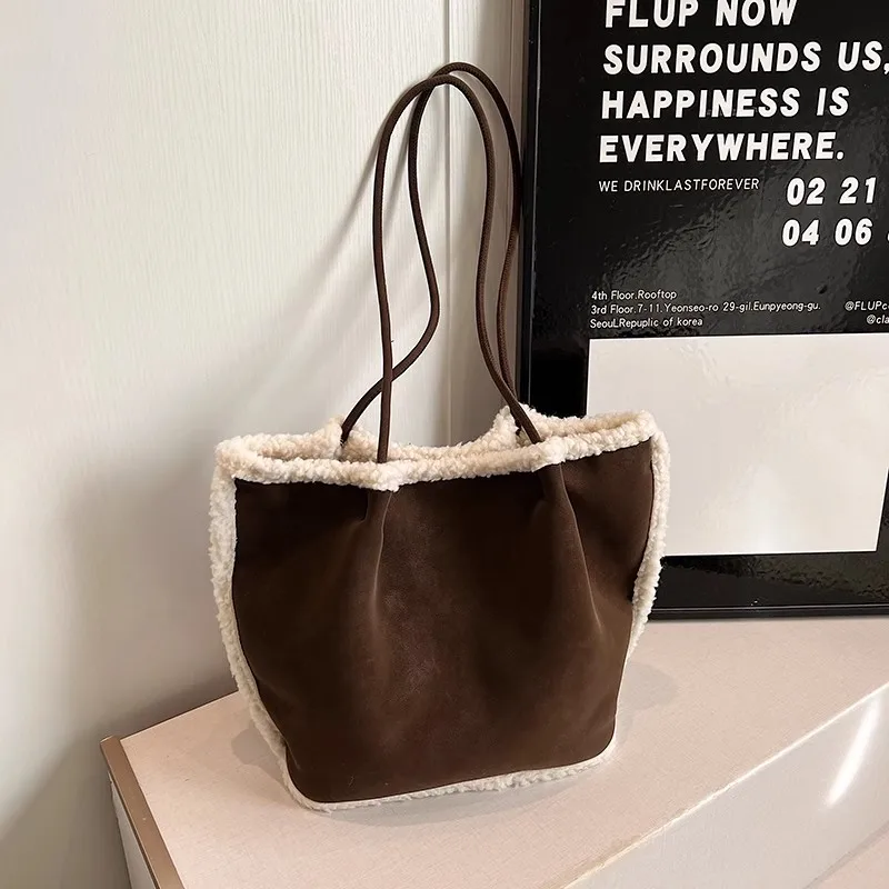 

Vintage Faux Suede Lamb Tote Bag for Women 2025 Autumn Winter New Splicing Shoulder Bags Large Capacity Commuter Underarm Bag