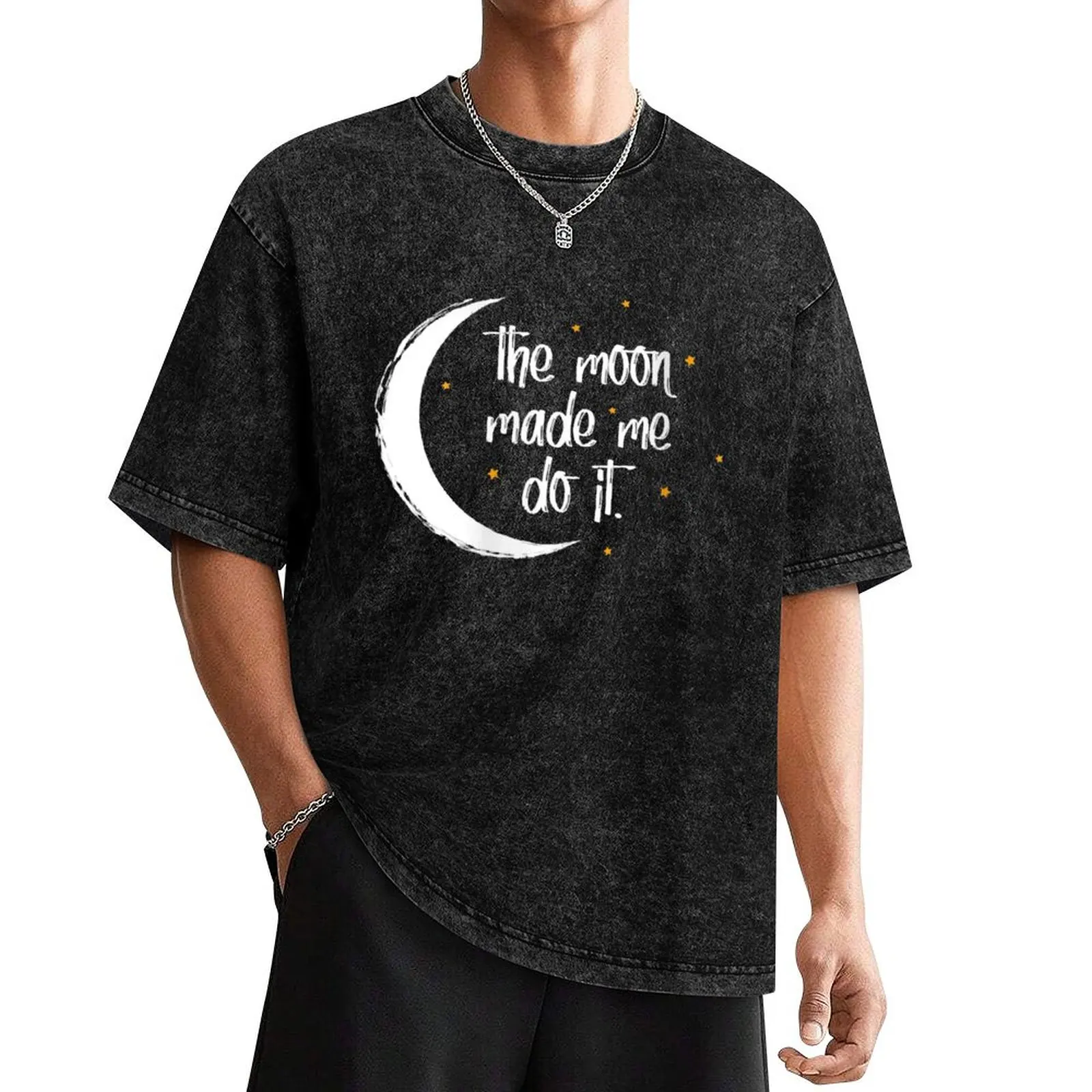 

Womens The Moon Made Me Do It - Halloween T-Shirt T-Shirt boys animal print gifts for boyfriend t shirts men