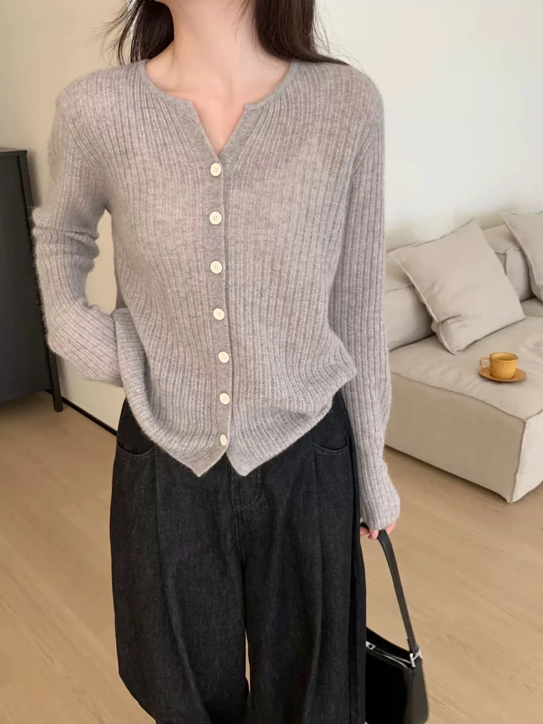 Temperament semi-open V-neck pure cashmere knit cardigan women\'s short top spring and autumn thin hollow sweater wool coat