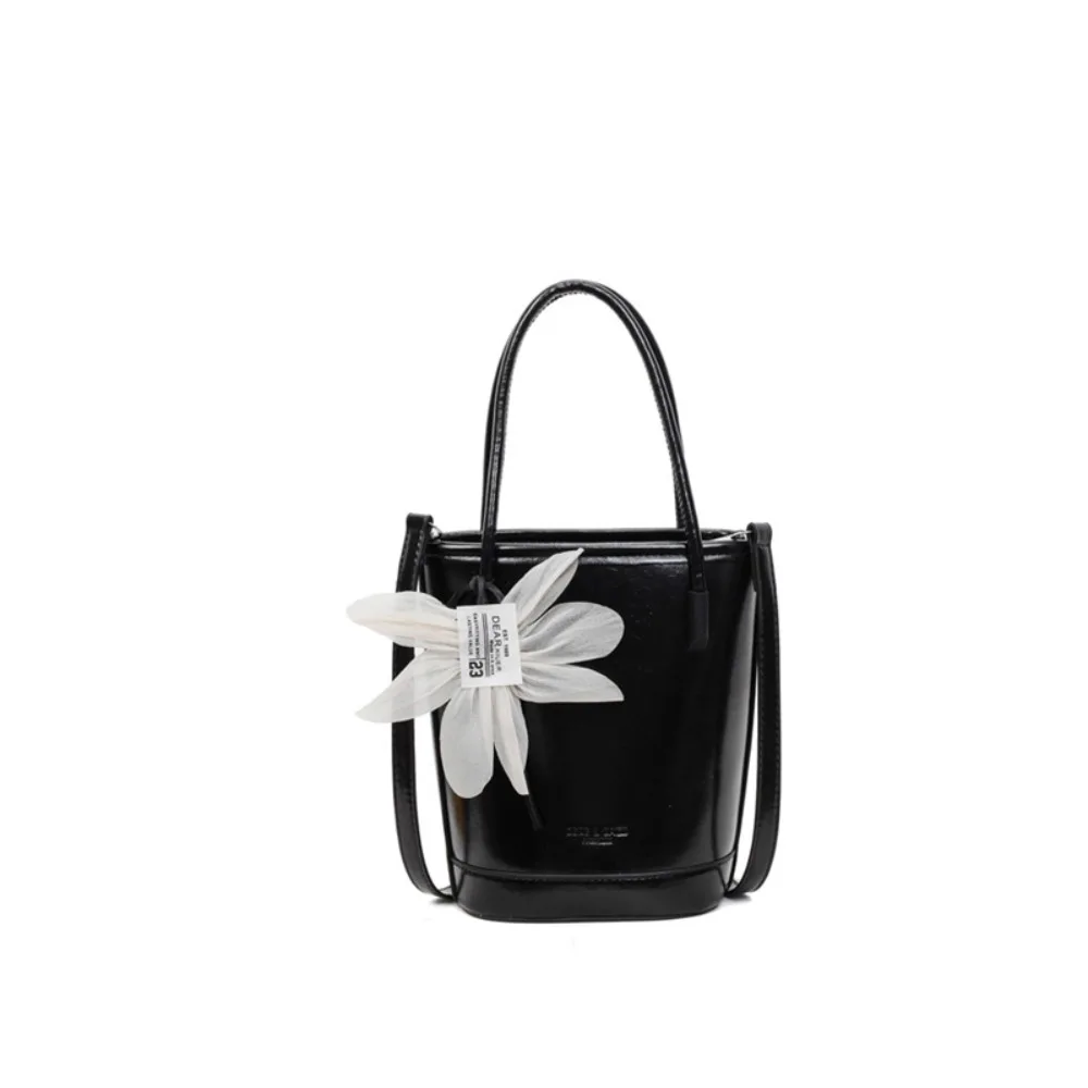 

Casual Pu Leather Flower Bucket Bag with Pendant Large Capacity Women's Handbag Elegant Solid Color Crossbody Bag Girls