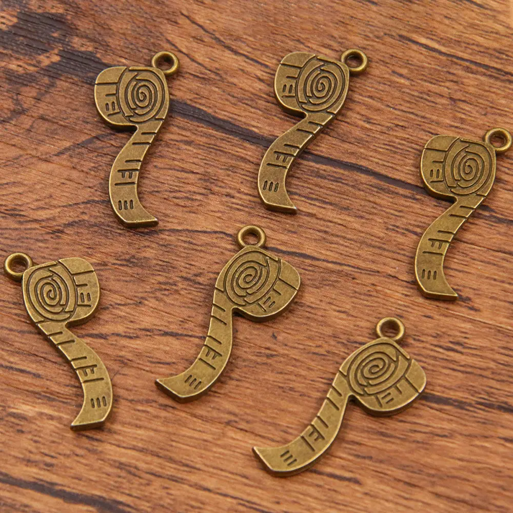 Fashionable Zinc Alloy Decorative Charms Tool Shape Pendants For DIY Jewelry Making Bracelet Necklace Bag Accessories
