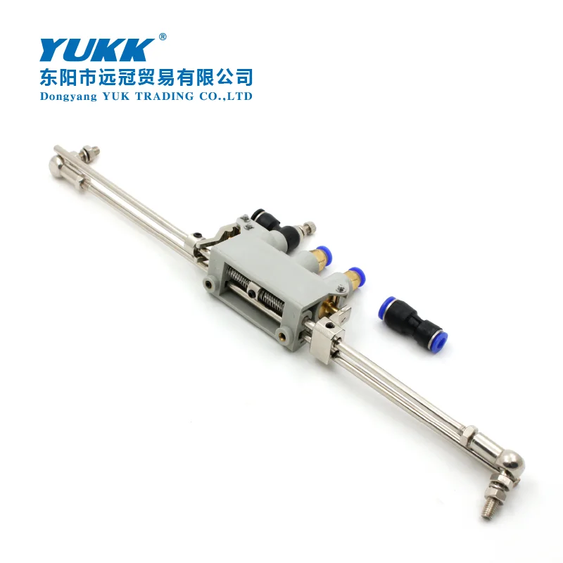 Pneumatic pull rod for flat stitch stitch machine