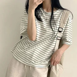Street Casual Loose Striped Tops Tees Summer New Short Sleeve O-neck All-match Fashion T Shirts Trend Vintage Women Clothing