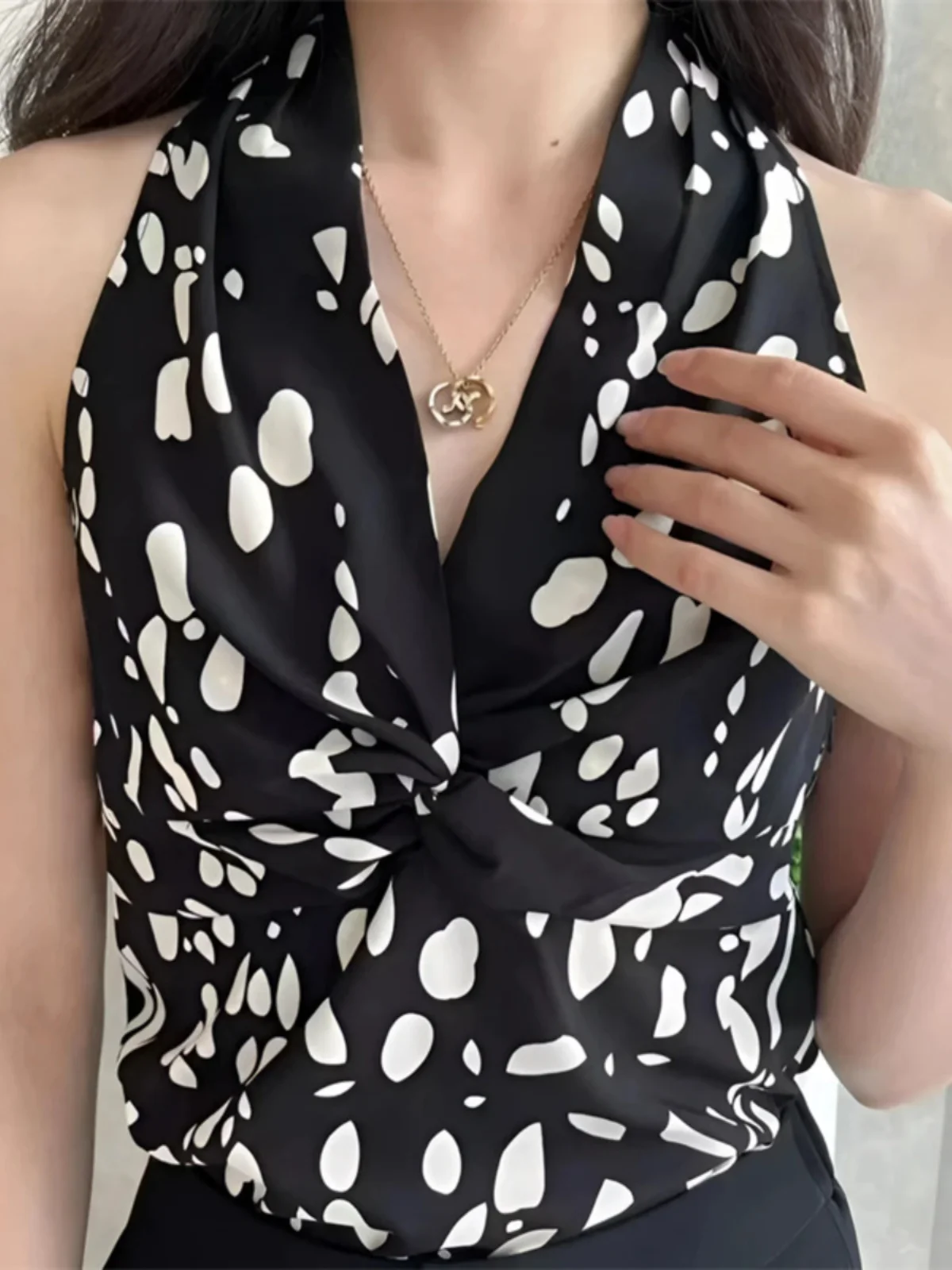 เสื้อกั๊กแฟชั่นผู้หญิง Sli Neline Svel ทรงสลิม ผ้าโพลีเอสเตอร์ สไตล์ลำลอง แบรนด์จีน สำหรับฤดูใบไม้ผลิและฤดูร้อน