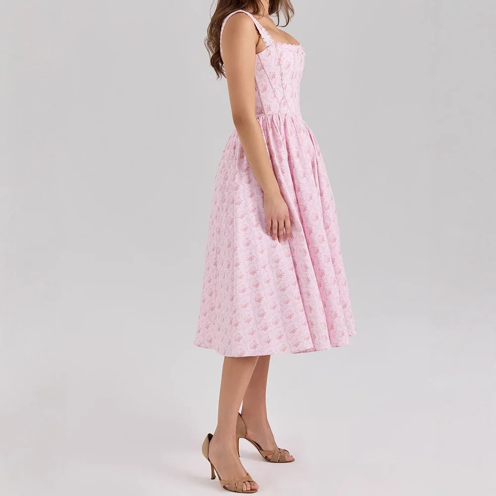 

French floral camisole dress with lace, retro sweet style, new high-end style, temperament, slim fit Harajuku dress