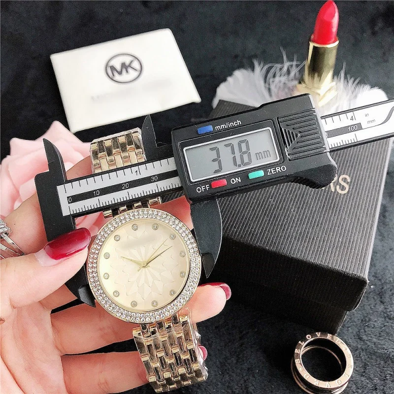 Женские изысканные легкие роскошные и простые модные электронные женские часы Элегантные мужские часы Часы со стальным ремешком