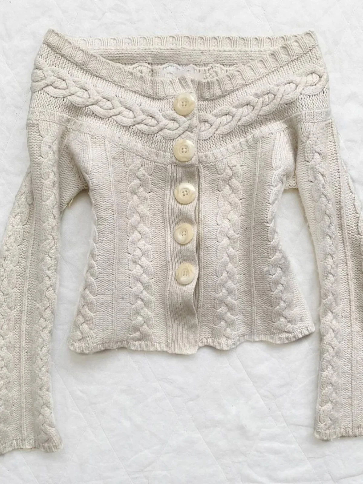 

Hxia Original One-oulder Twist Sweater Women Early Autumn American Retro Design Sensation Small Cro Spicy Girl Top