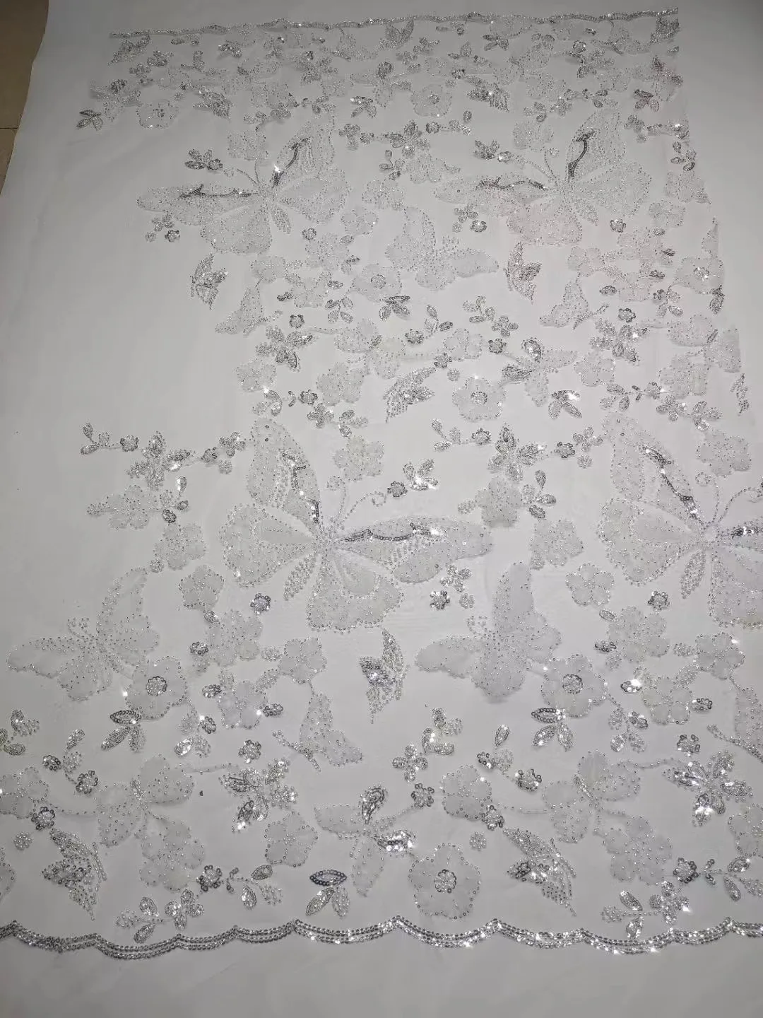 

2024 High Quality African Sequins Tulle Embroidered Groom Lace Fabric Beaded Sequins Lace Fabric For Nigerian Wedding