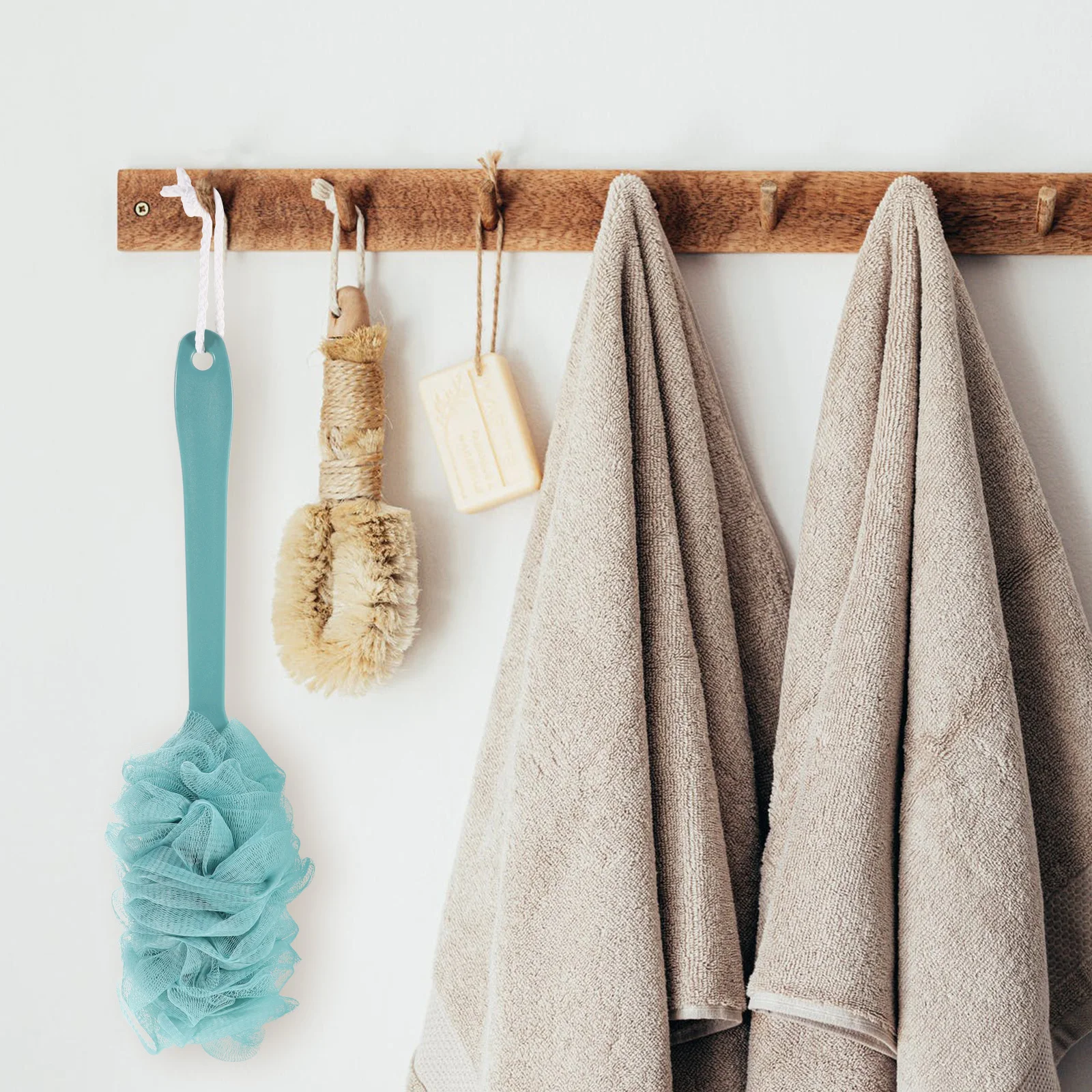 

Bath Scrubber Brush Long Handle Nylon Mesh Exfoliating Back Body Sponges Shower Utility Accessories Men Women Random Color