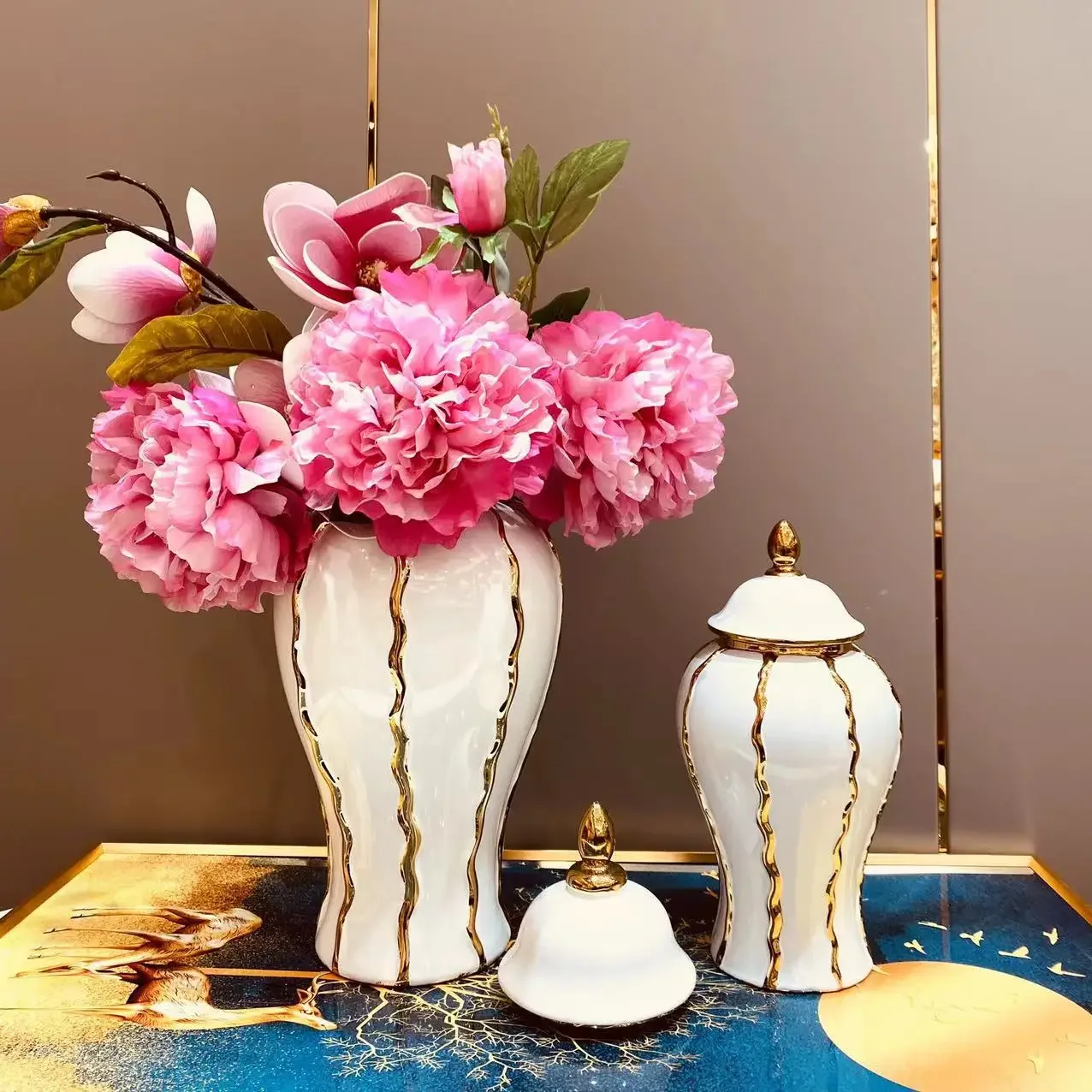Ceramic General Jar Electroplated Gold Plaid Artwork Storage Jar Home Decor Hotel Display Vase Dry Dried Flowe Vase With Lid