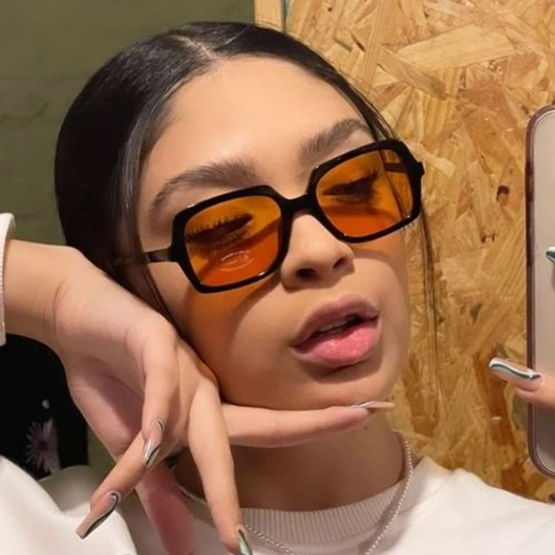 Trendy okulary przeciwsłoneczne damskie w stylu Vintage żółte dekoracje odcienie 2024 Retro markowe okulary przeciwsłoneczne kobiece Lady Square Designer óculos De Sol