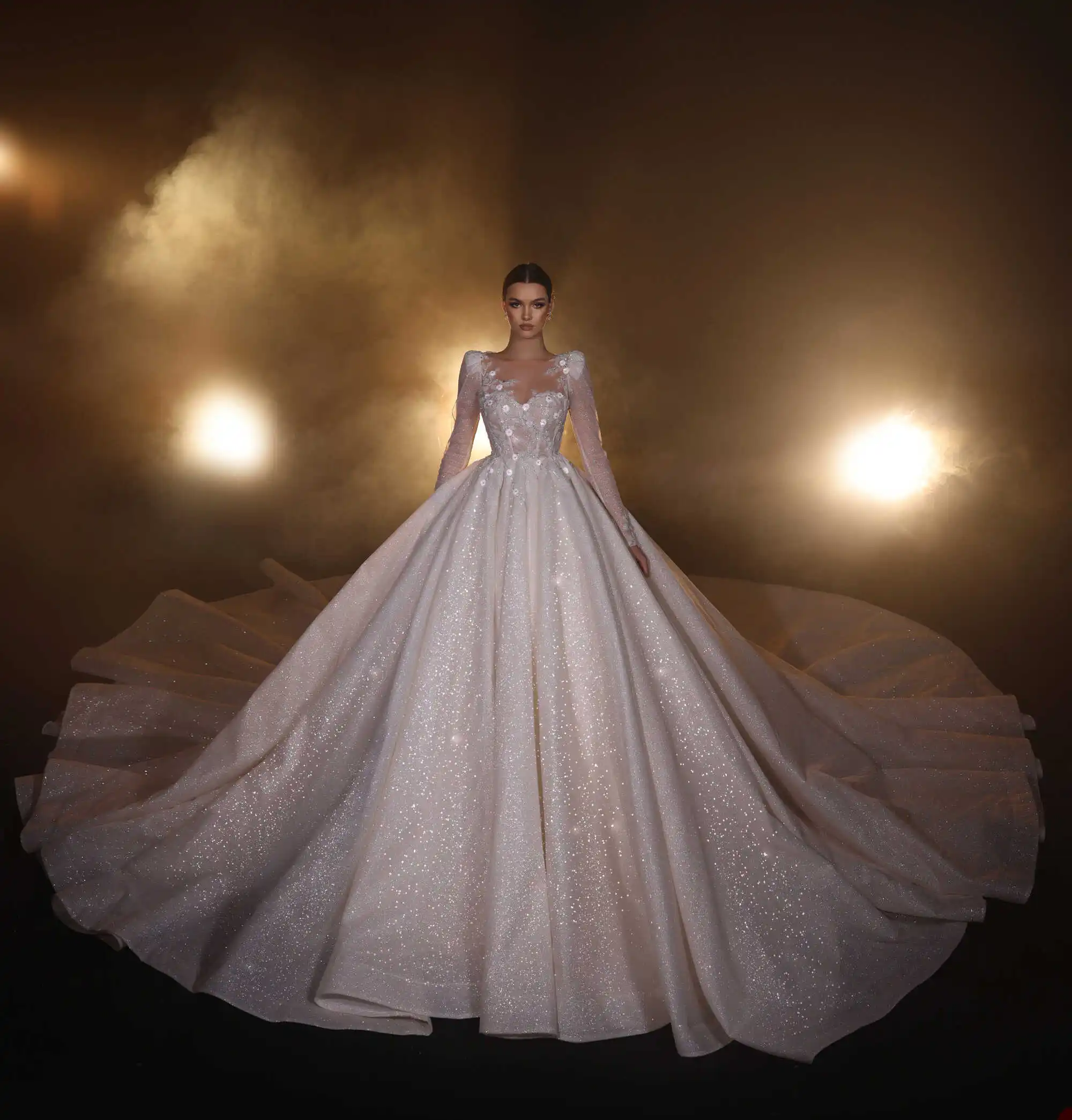 Wykwintna suknia balowa suknie ślubne aplikacje cekiny wzór koronkowe suknie ślubne duży rozmiar Vestidos De Novia kolor dostosowane