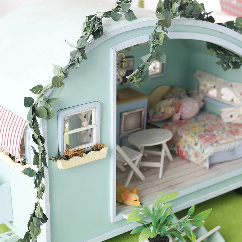 Künstliche Mini-Rosenranke Bastelbedarf ​   Maßstab 1:12, biegbar und zuschneidbar für DIY-Projekte |   Verleiht Miniaturen einen romantischen Touch