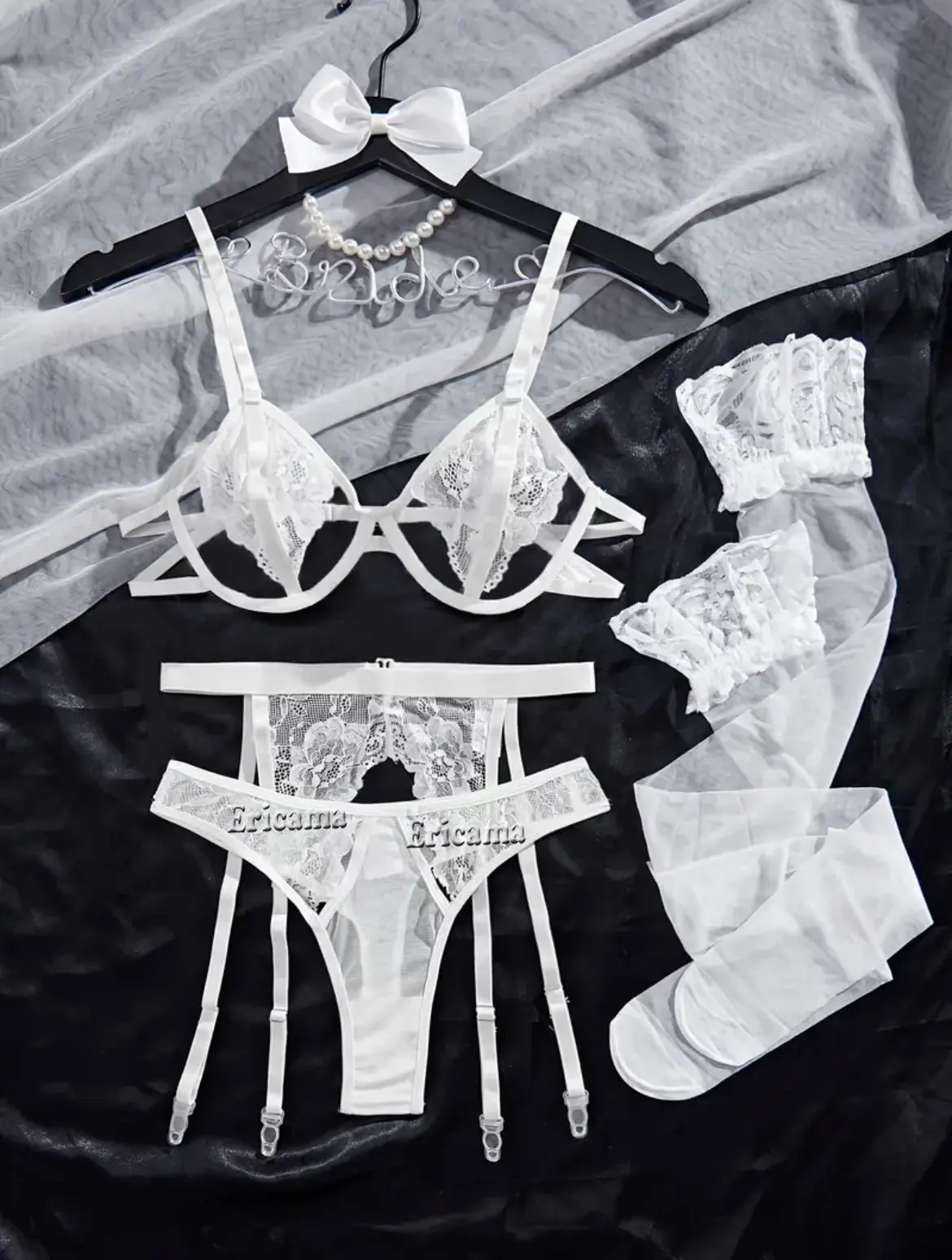 ชุดชั้นในเซ็กซี่ผู้หญิง ชุดชั้นในลูกไม้ซีทรู กางเกงในและชุดชั้นในแบบเซ็ต ชุดชั้นในแบบดันทรง ชุดชั้นในอีโรติก ชุดชั้นในเซ็กซี่