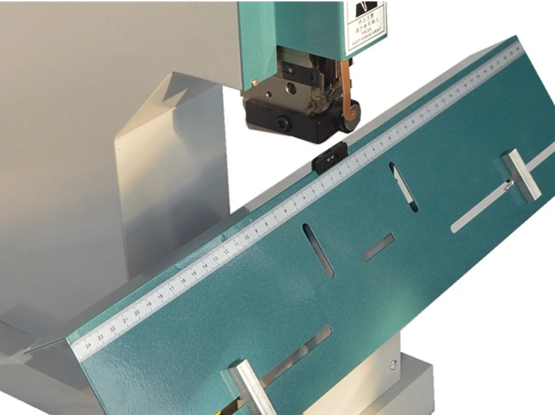Single Head Electric Stapler Machine Automatic Book Stapler Machine For Office Suppliers 8702H