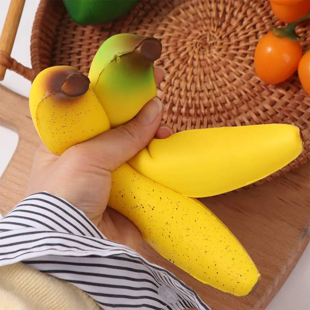 2 stücke Simulierte Banana Squeeze Spielzeug Kneten Langsam Rebound Banane Zappeln Spielzeug Weiche Gute Gefühl Prise Dekompression Spielzeug