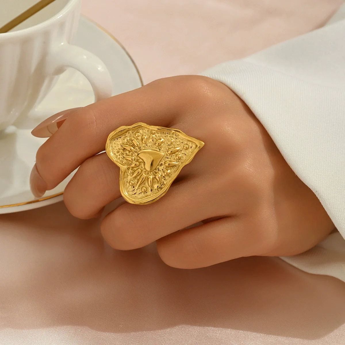 Xiyanike Overdreven Persoonlijkheid Geplooide Textuur Hart Open Ringen Voor Vrouwen Vintage Mode Nieuwe Sieraden Gift Party Dagelijks Anillos