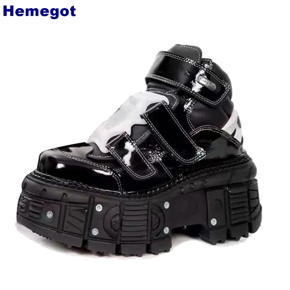Buty z okrągłym noskiem Retro Punk Rock 2024 New Thick Sole Street Style Metal Rivet Hook & Loop Pumps Moda Damskie buty motocyklowe