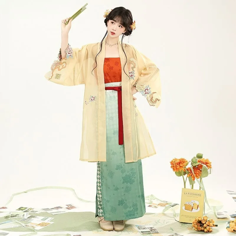 

Hanfu for Women Embroidered in The Song Dynasty Style with A Halter Top From Changgan Temple Two-piece Dress for Daily Commuting