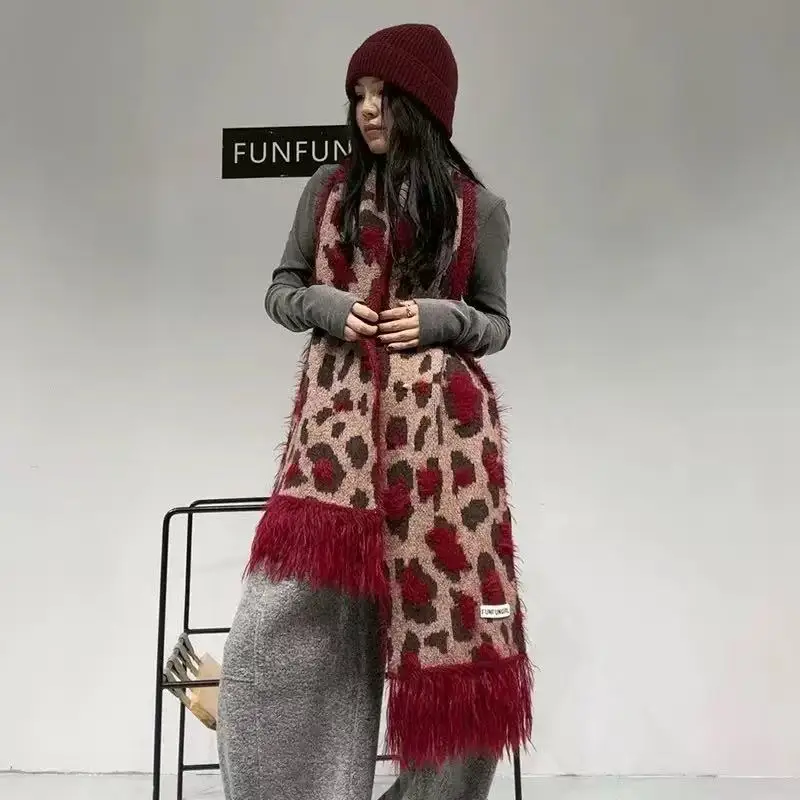 

New Fashion Hottie Leopard Print Scarf Women Autumn Winter Muffler Imitation Cashmere Shawl Korean Thick Warm Scarf