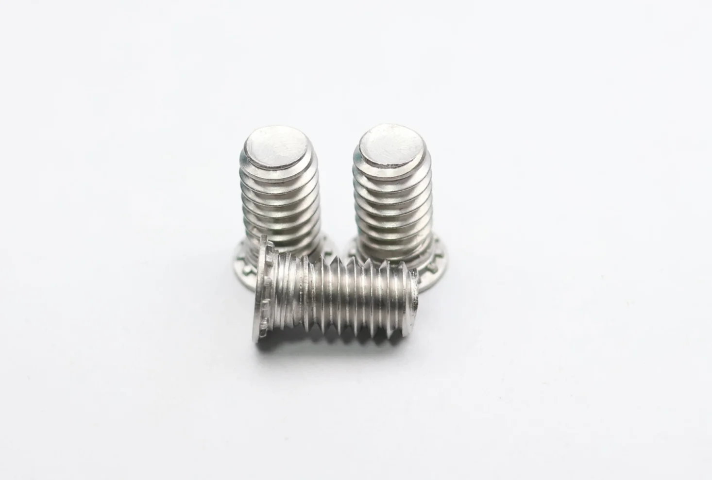

Small Head Studs FHLS-M2.5M3M3.5M4M5 Self-Clinching Low-Displacement Flush Screws