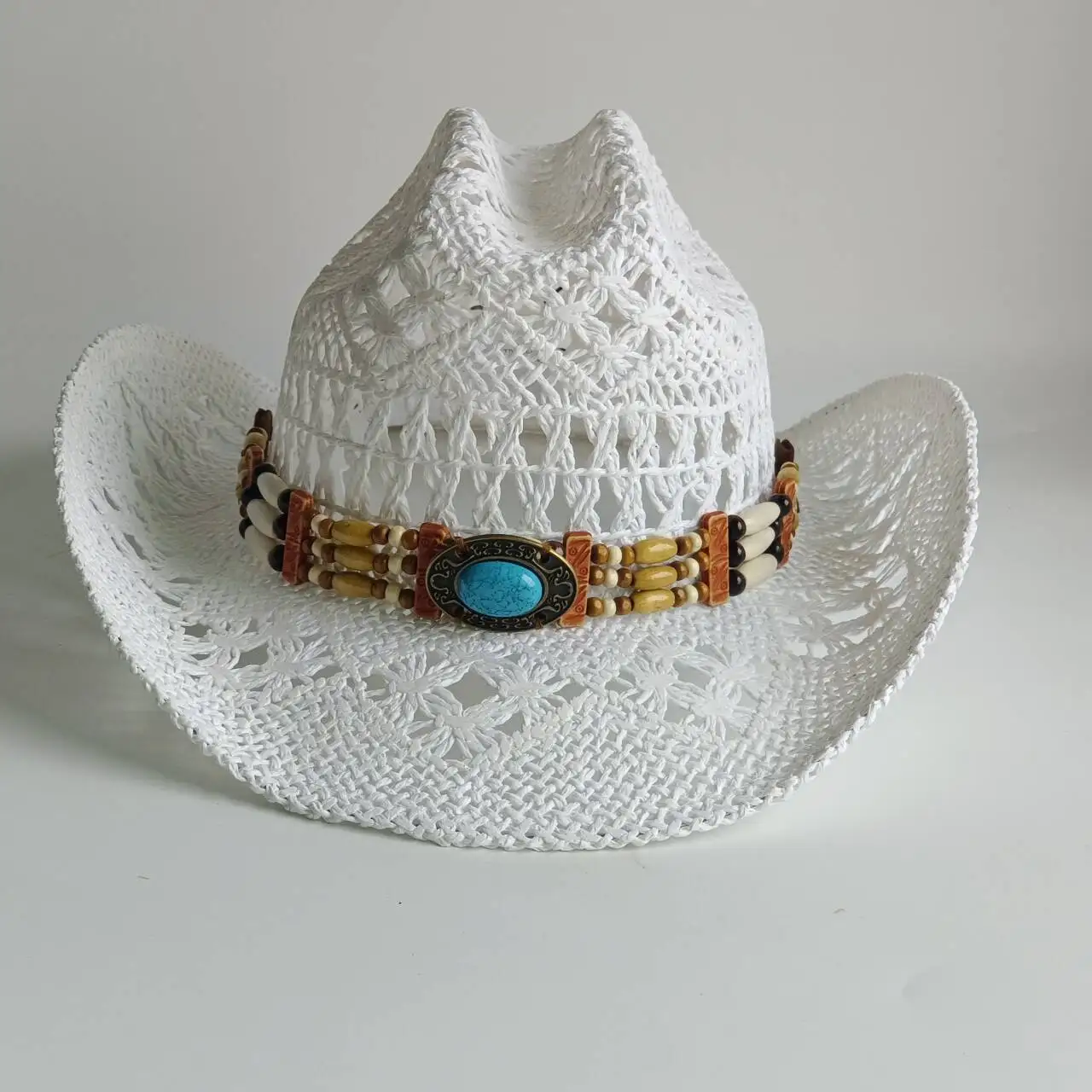 Weißer Cowboy-Strohhut mit Holzperlen, Bohemian-Strohhut, Sonnenhut für Damen und Herren, Western-Cowboyhüte, Sombrero Cowboy